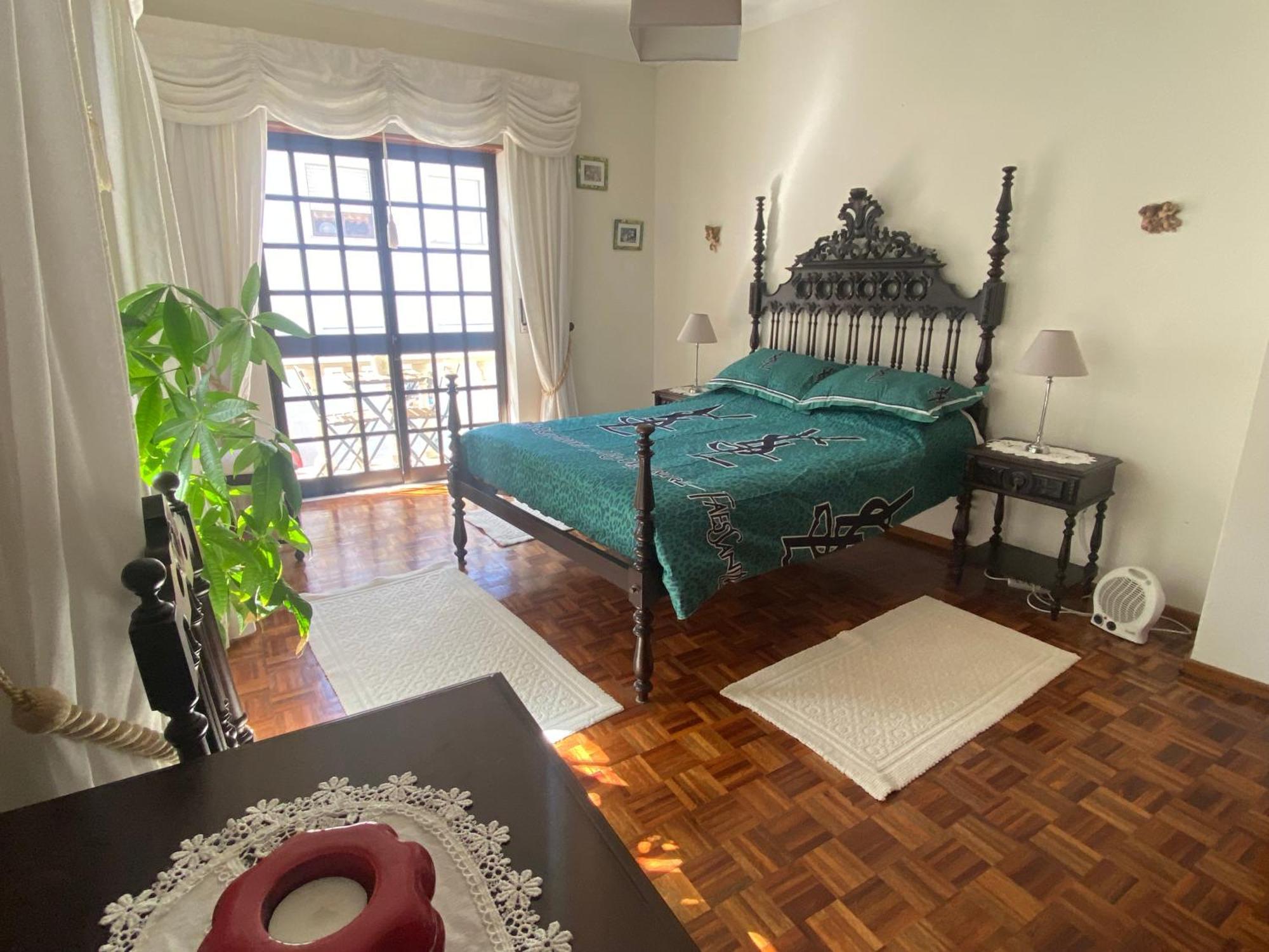 Bed & Breakfast Spray Sitio In Nazare, European Style *