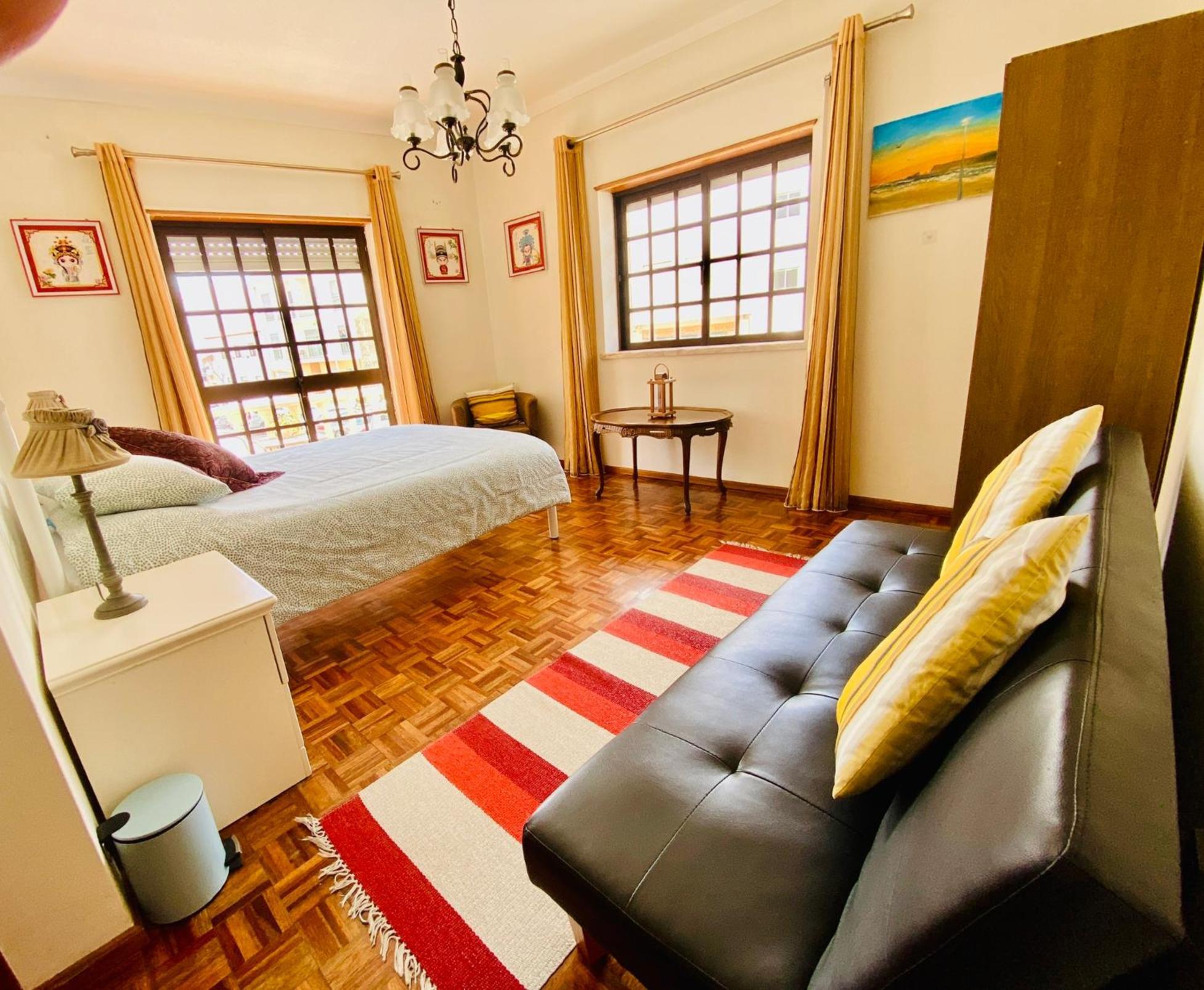 Spray Sitio In Nazare, European Style Bed & Breakfast Nazare